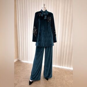 Beautiful velvet 2 piece dress,Size Medium